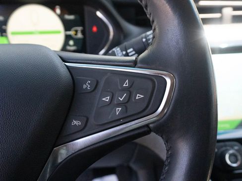 Used 2020 Chevrolet Bolt LT FWD image 27
