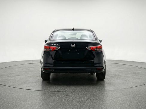 Used 2025 Nissan Versa SV image 7