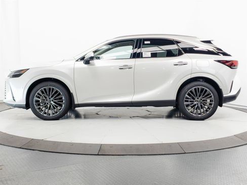 New 2026 Lexus RX 450h AWD image 8