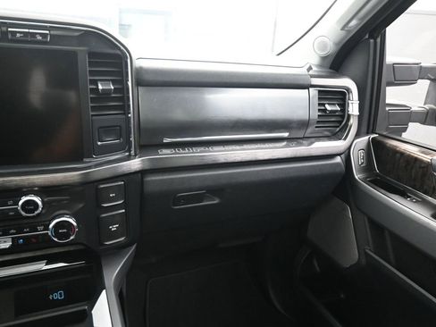 Used 2024 Ford F250 Lariat w/ Lariat Ultimate Package image 14