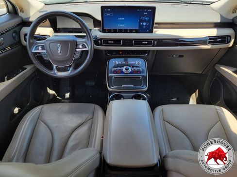 Used 2022 Lincoln Nautilus Reserve FWD image 18