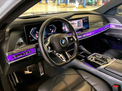 Used 2023 BMW 740i RWD image 16