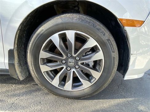Used 2024 Honda Odyssey EX-L image 7