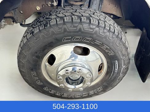 Used 2012 Ford F350 King Ranch w/ King Ranch w/Chrome Pkg image 31