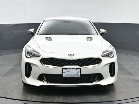 Used 2021 Kia Stinger GT-Line image 2