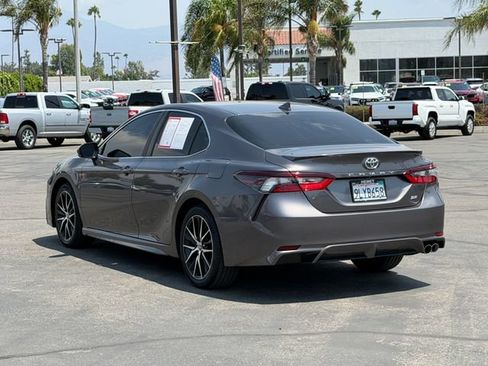 Used 2024 Toyota Camry SE FWD image 8