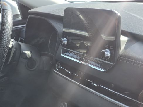 Used 2022 Mitsubishi Outlander SE AWD/4WD image 12