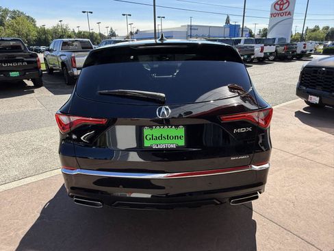 Used 2024 Acura MDX SH-AWD w/ Technology Package image 5