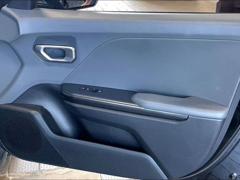 Used 2025 Kia K4 FWD image 20