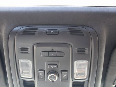 Used 2023 Cadillac Escalade ESV Sport Platinum w/ LPO, ONYX Package image 38