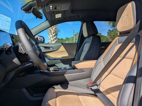 New 2026 Chevrolet Equinox ACTIV w/ Convenience Package III image 15