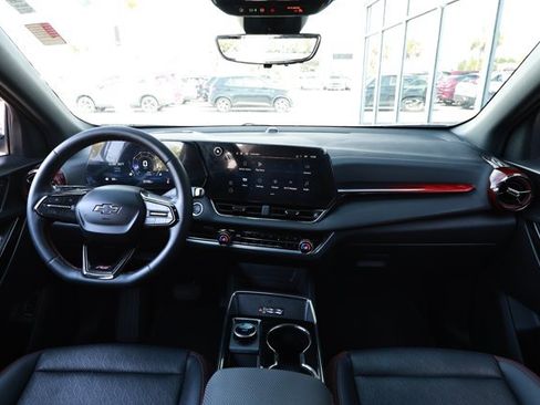 Used 2025 Chevrolet Equinox RS w/ Safety and Technology Package FWD image 34