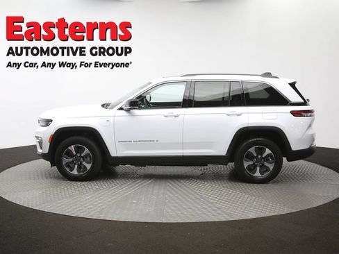Used 2023 Jeep Grand Cherokee 4WD 4xe image 64