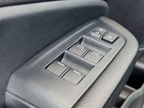 Used 2022 Honda Pilot Sport image 16