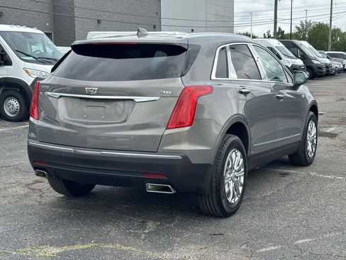 Used 2018 Cadillac XT5 Luxury w/ Driver Awareness Package FWD image 4