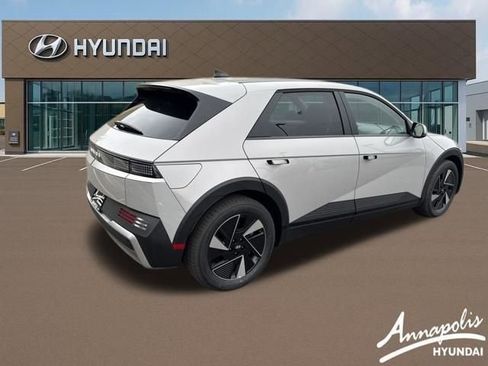 New 2026 Hyundai Ioniq 5 SEL image 5
