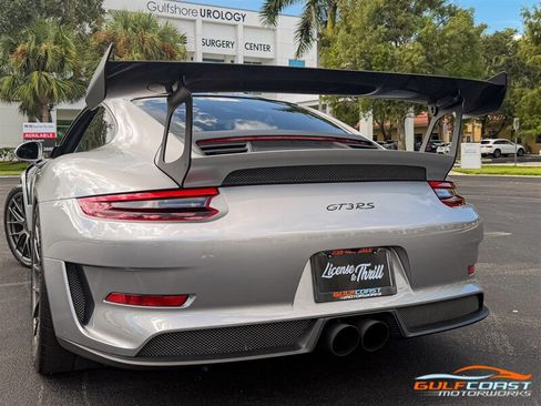 Used 2019 Porsche 911 GT3 RS w/ Weissach Package RWD image 48