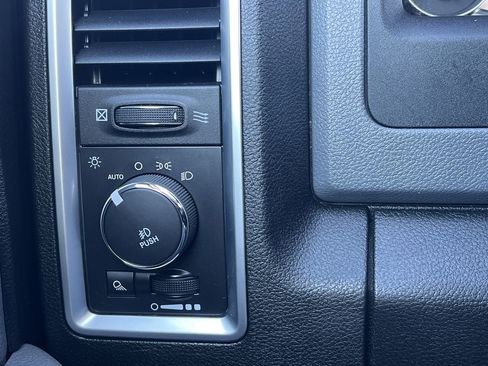 Used 2015 RAM 1500 Lone Star image 17