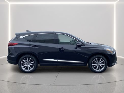Used 2023 Acura RDX w/ Technology Package AWD/4WD image 6