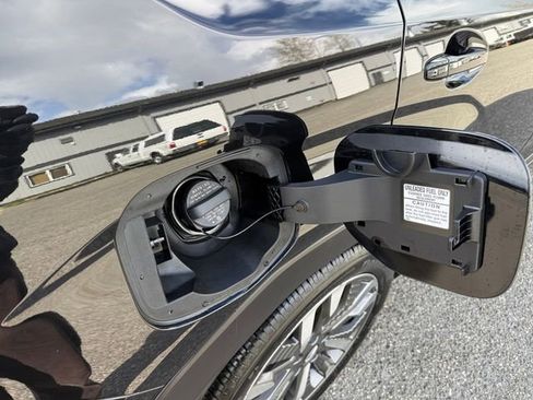 Certified 2025 Subaru Forester Touring image 20