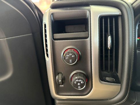 Used 2015 GMC Sierra 1500 SLE w/ SLE Value Package image 17