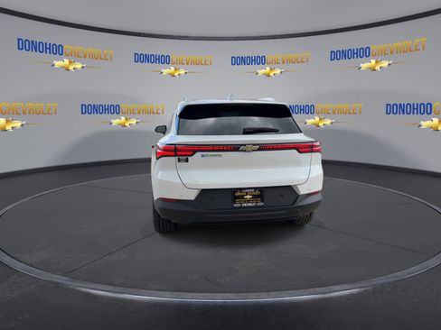 New 2026 Chevrolet Equinox EV LT image 7