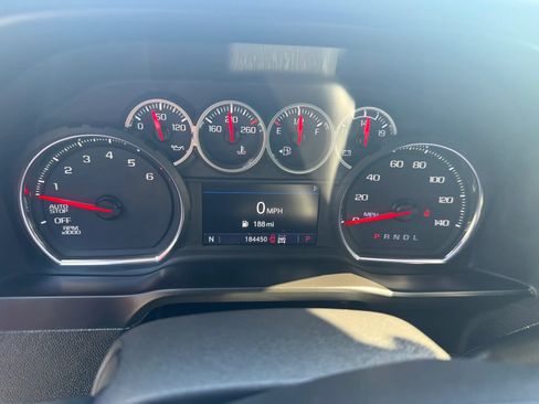 Used 2020 Chevrolet Silverado 1500 LT w/ Z71 Off-Road Package AWD/4WD image 8