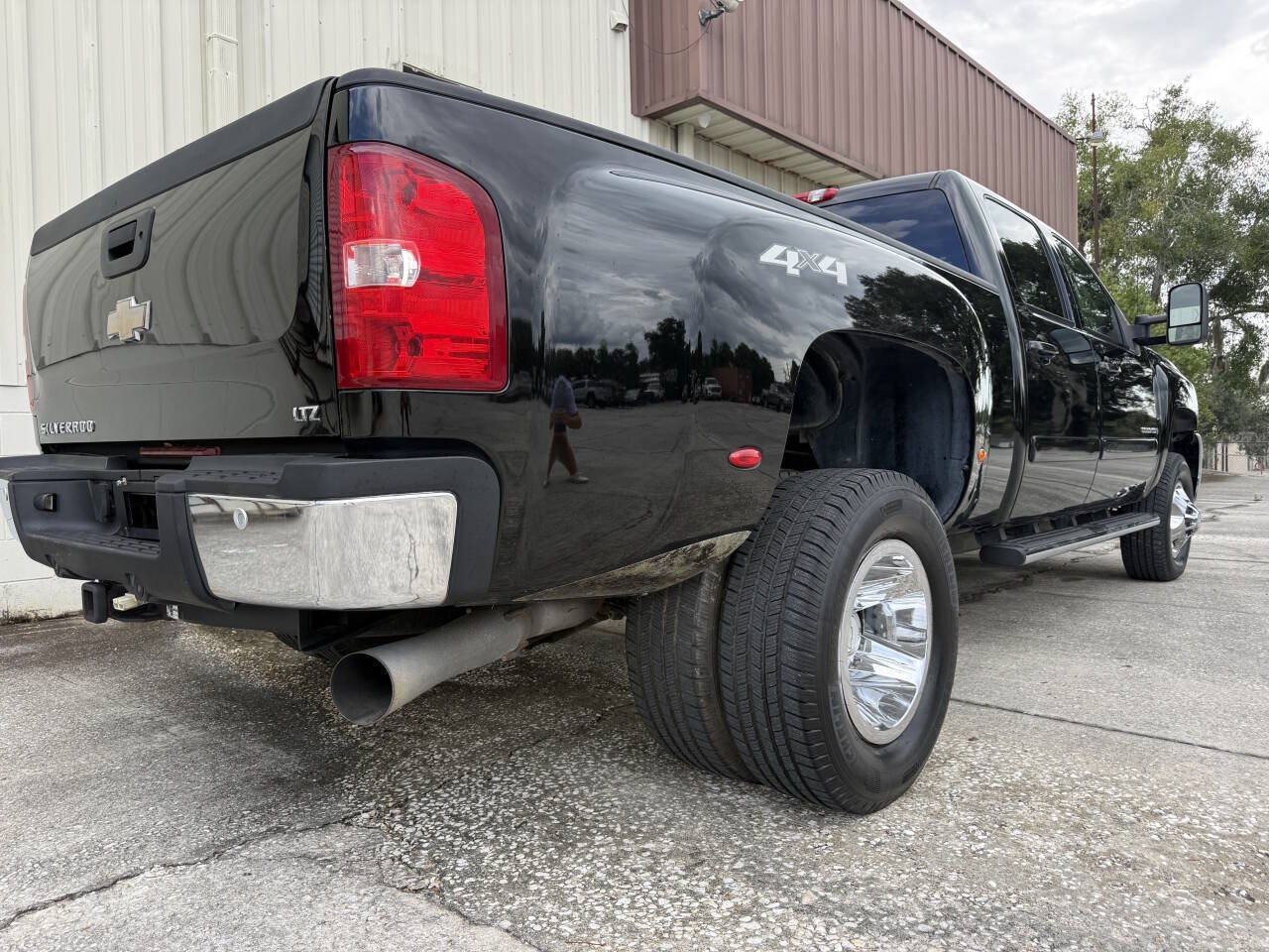 Used 2008 Chevrolet Silverado 3500 LTZ AWD/4WD image 27