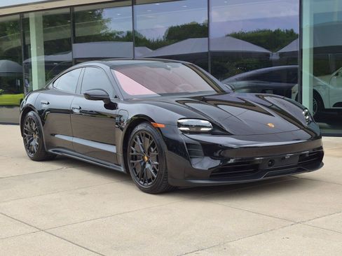 Certified 2023 Porsche Taycan GTS AWD/4WD image 7