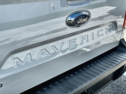 Used 2023 Ford Maverick XLT image 15