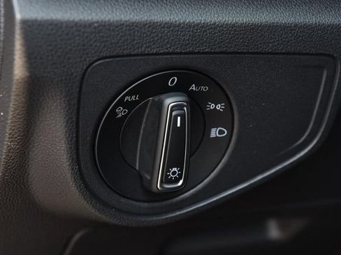 Certified 2023 Volkswagen Atlas SE FWD image 11