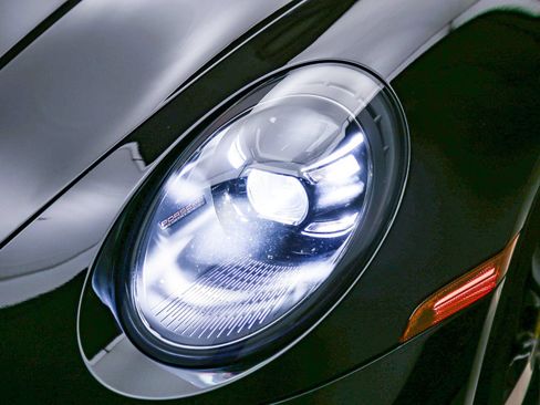 Certified 2022 Porsche 911 Carrera 4S AWD/4WD image 13