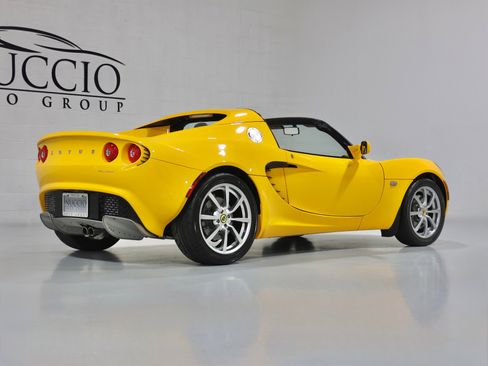 Used 2007 Lotus Elise RWD image 14