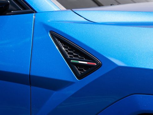Used 2019 Lamborghini Urus AWD/4WD image 14