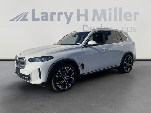Used 2025 BMW X5 xDrive40i w/ Premium Package image 1