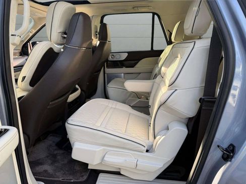 Used 2024 Lincoln Navigator L Black Label image 28