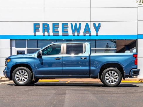 Used 2024 Chevrolet Silverado 1500 Custom RWD image 2