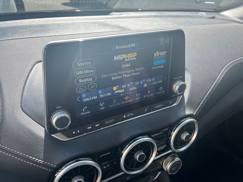 Used 2025 Nissan Sentra SV image 17