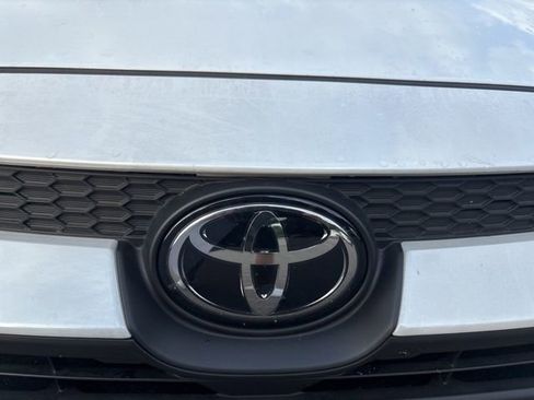 Used 2023 Toyota Corolla LE image 8