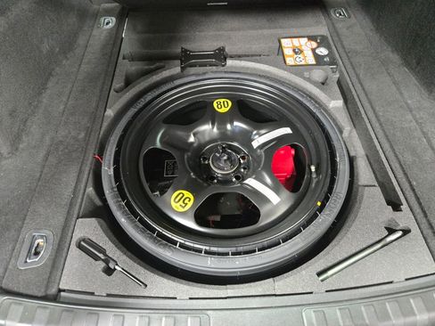 Used 2022 Alfa Romeo Stelvio Veloce image 48