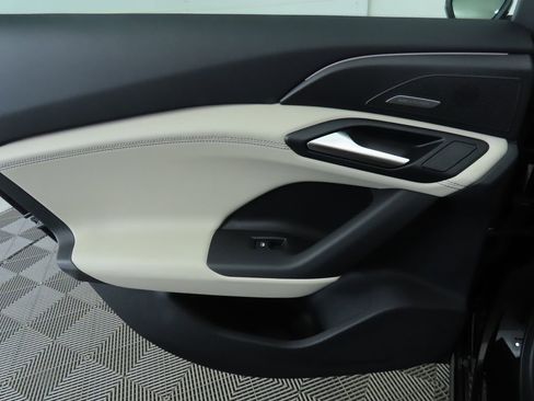 Used 2025 Audi A6 e-tron Premium Plus w/ Premium Plus image 28