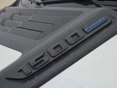 New 2026 RAM 1500 Laramie w/ Night Edition AWD/4WD image 9