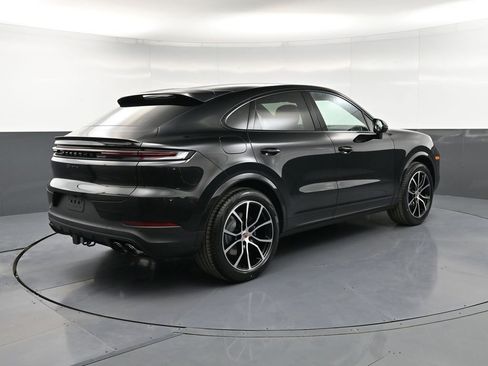 New 2026 Porsche Cayenne Coupe AWD/4WD image 8