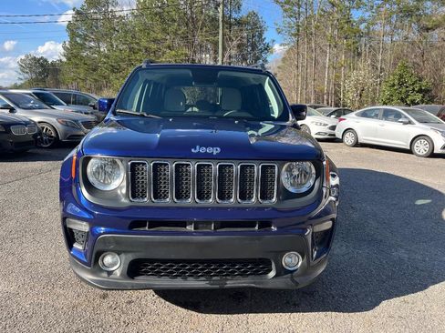 Used 2019 Jeep Renegade Latitude w/ Popular Equipment Group image 4