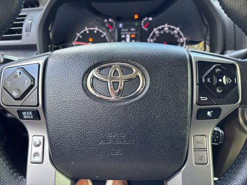 Used 2020 Toyota 4Runner SR5 Premium image 12