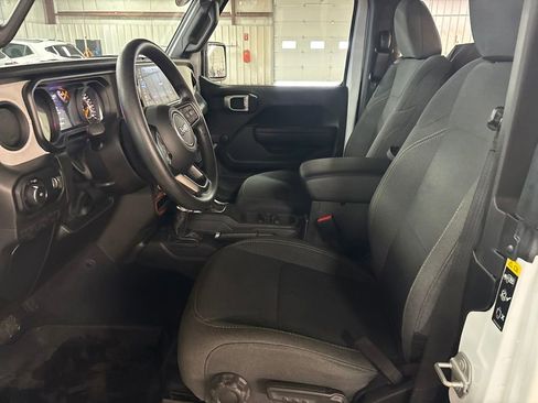 Used 2024 Jeep Wrangler Sport image 13