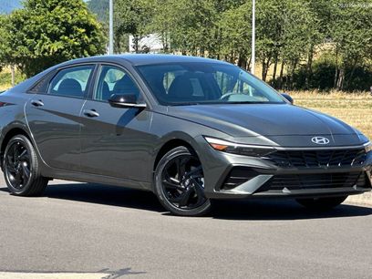 New 2026 Hyundai Elantra SEL Sport