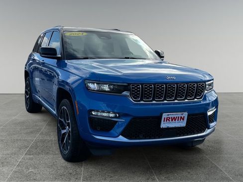 Used 2024 Jeep Grand Cherokee Summit image 7