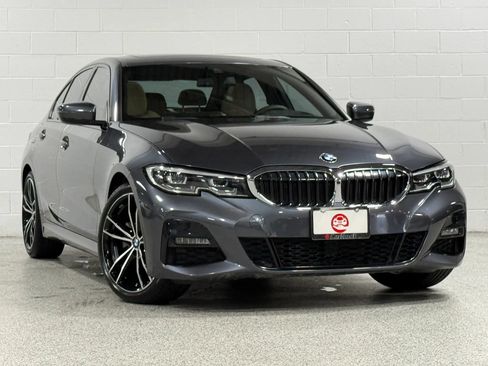 Used 2019 BMW 330i xDrive Sedan AWD/4WD image 4