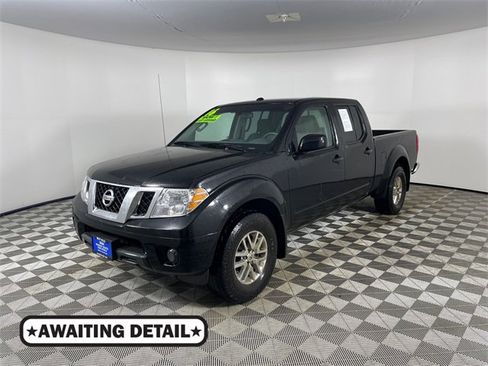 Used 2016 Nissan Frontier SV image 1